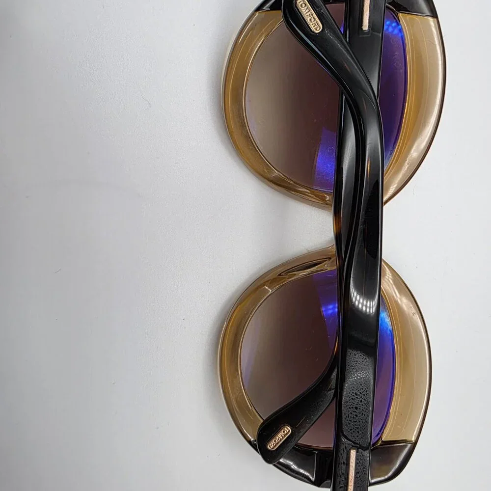 Tom Ford Bianca Brown Oversized Sunglasses with Case - Picture 7 of 13